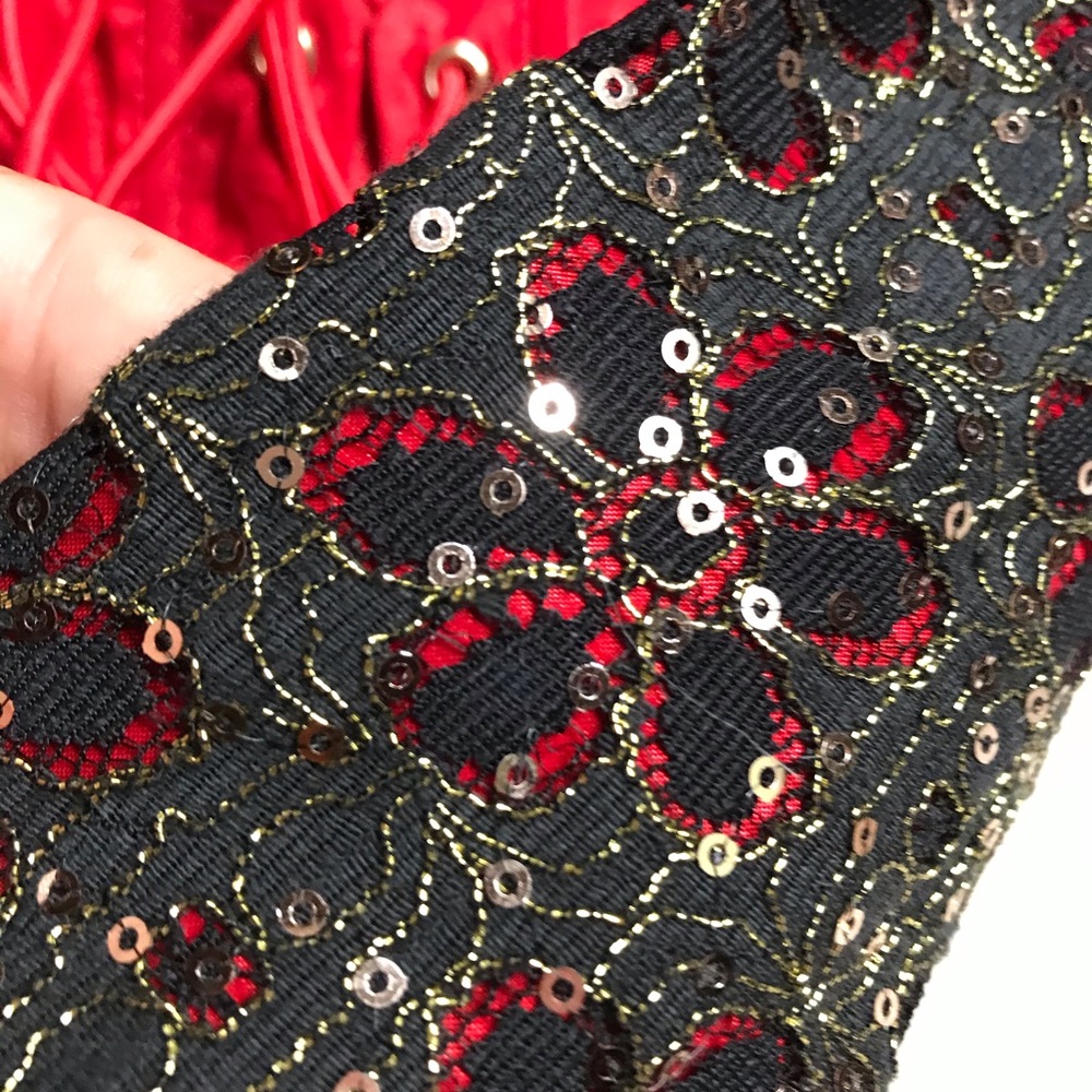 Bustier/Corset - Picture 2 of 4